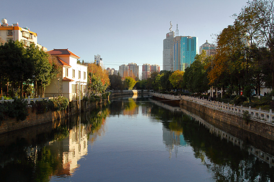 20-Mitten in Kunming.JPG